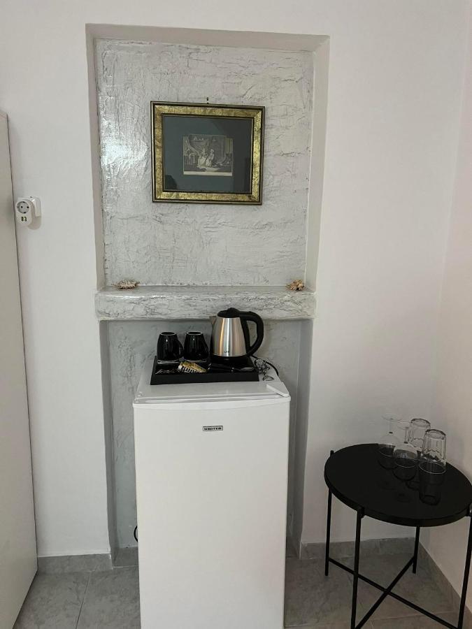 Zolfo Antico Beach Apartment Perissa Exterior foto
